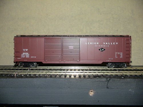 LV8556